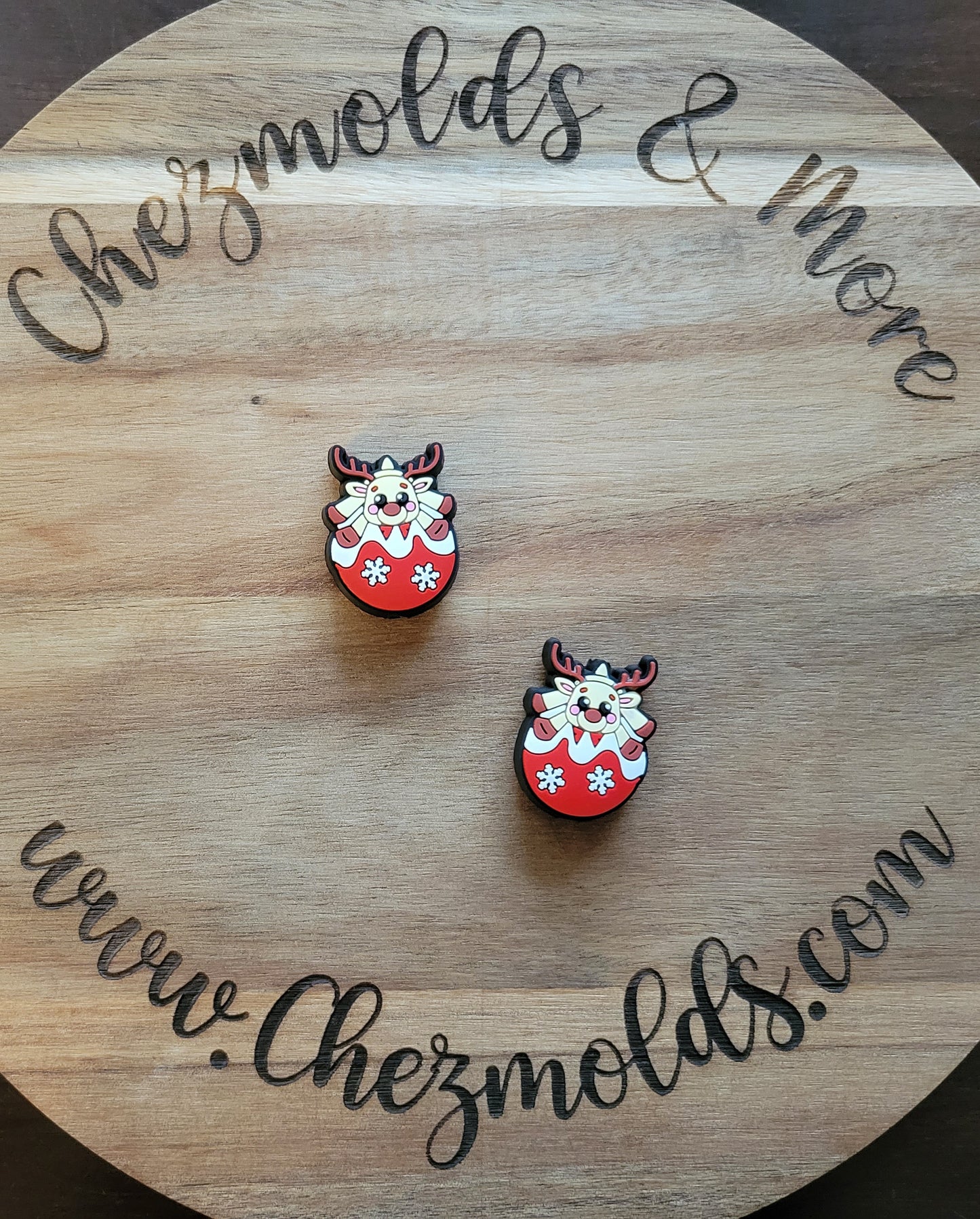 Moose on ornament-focal Bead