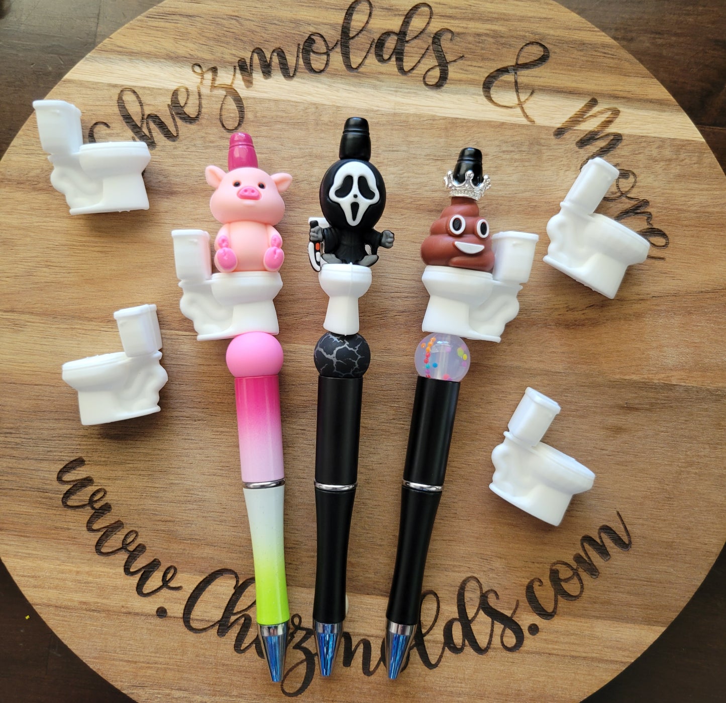 CE -3d Toilet- Silicone focal Bead