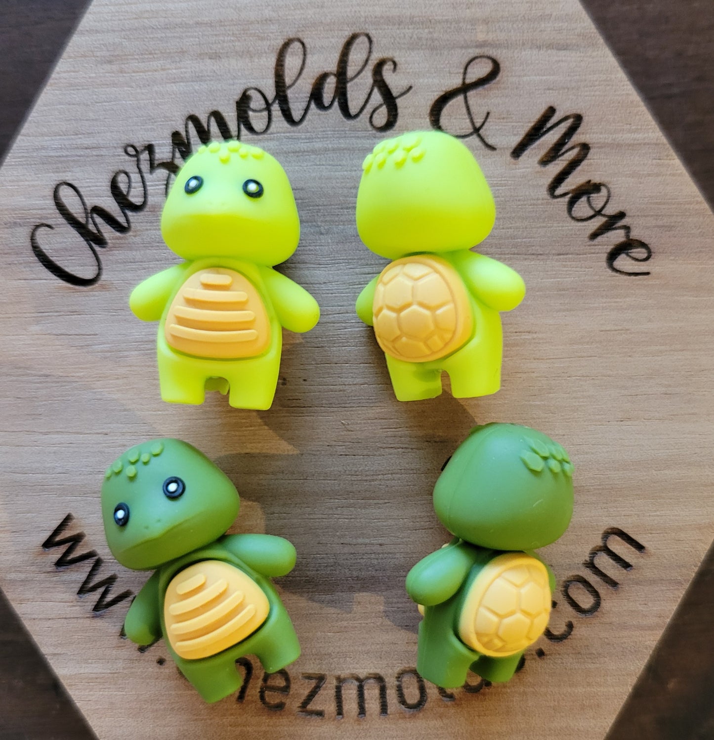 New 3d turtle- silicone focal Bead