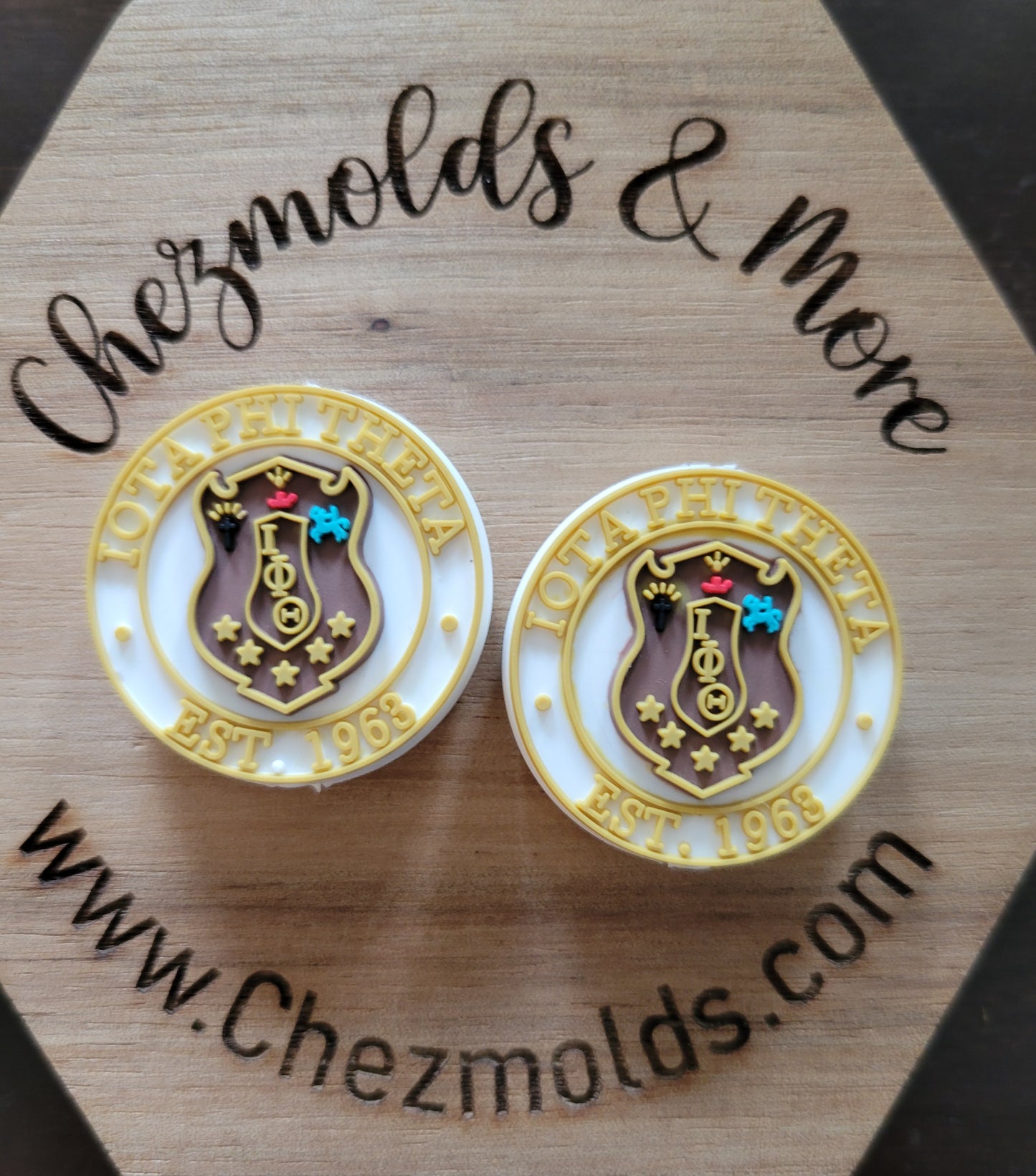 Iota Phi Theta logo college- focal Bead