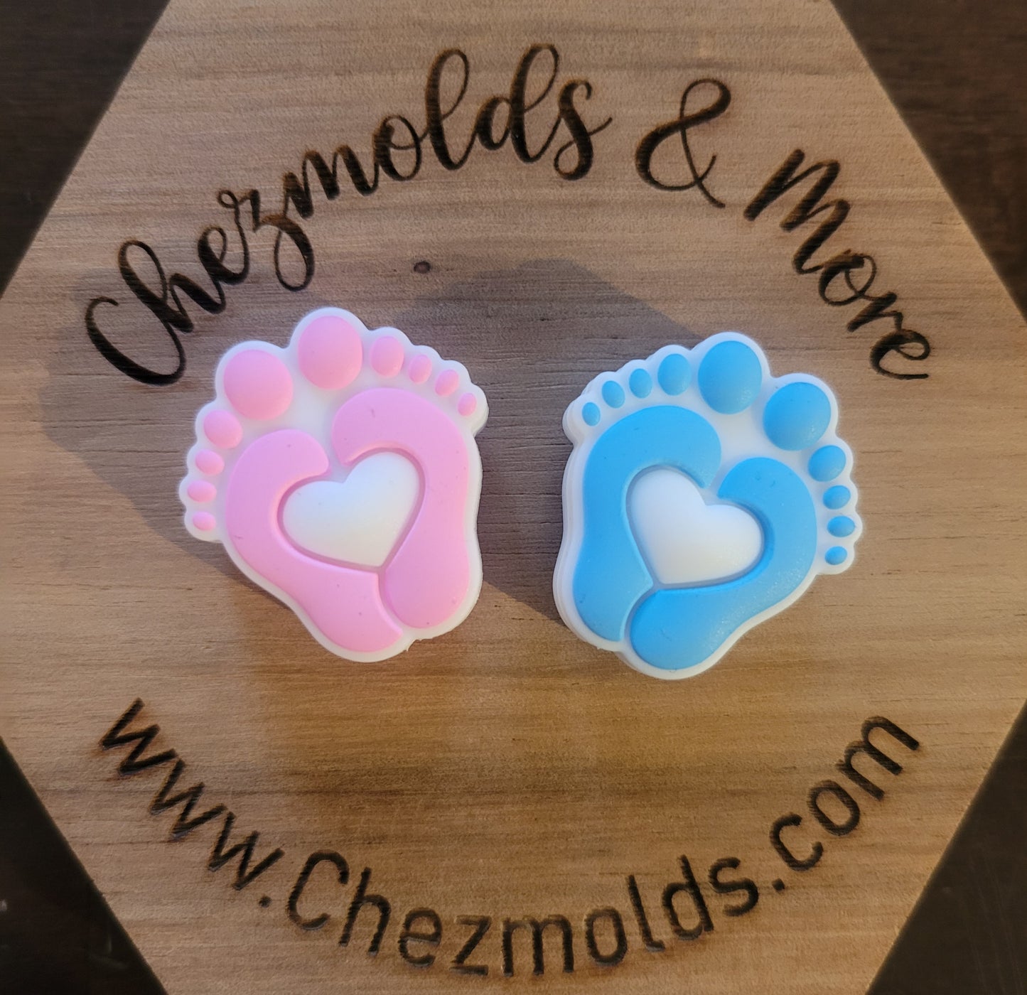 baby feets- silicone focal Bead