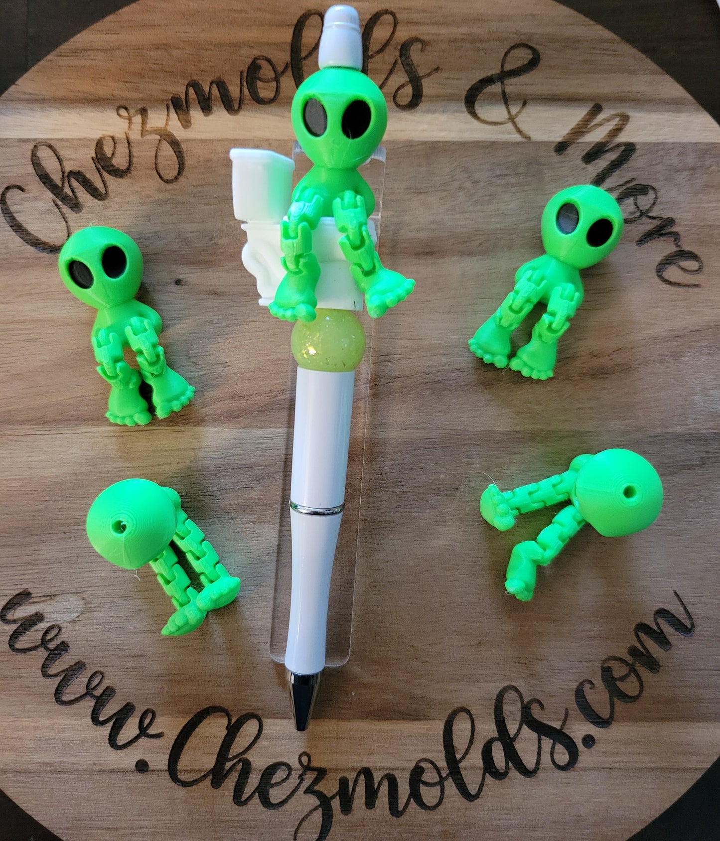 CE 3d printed focal bead-Alien kicker ( flexy feet )