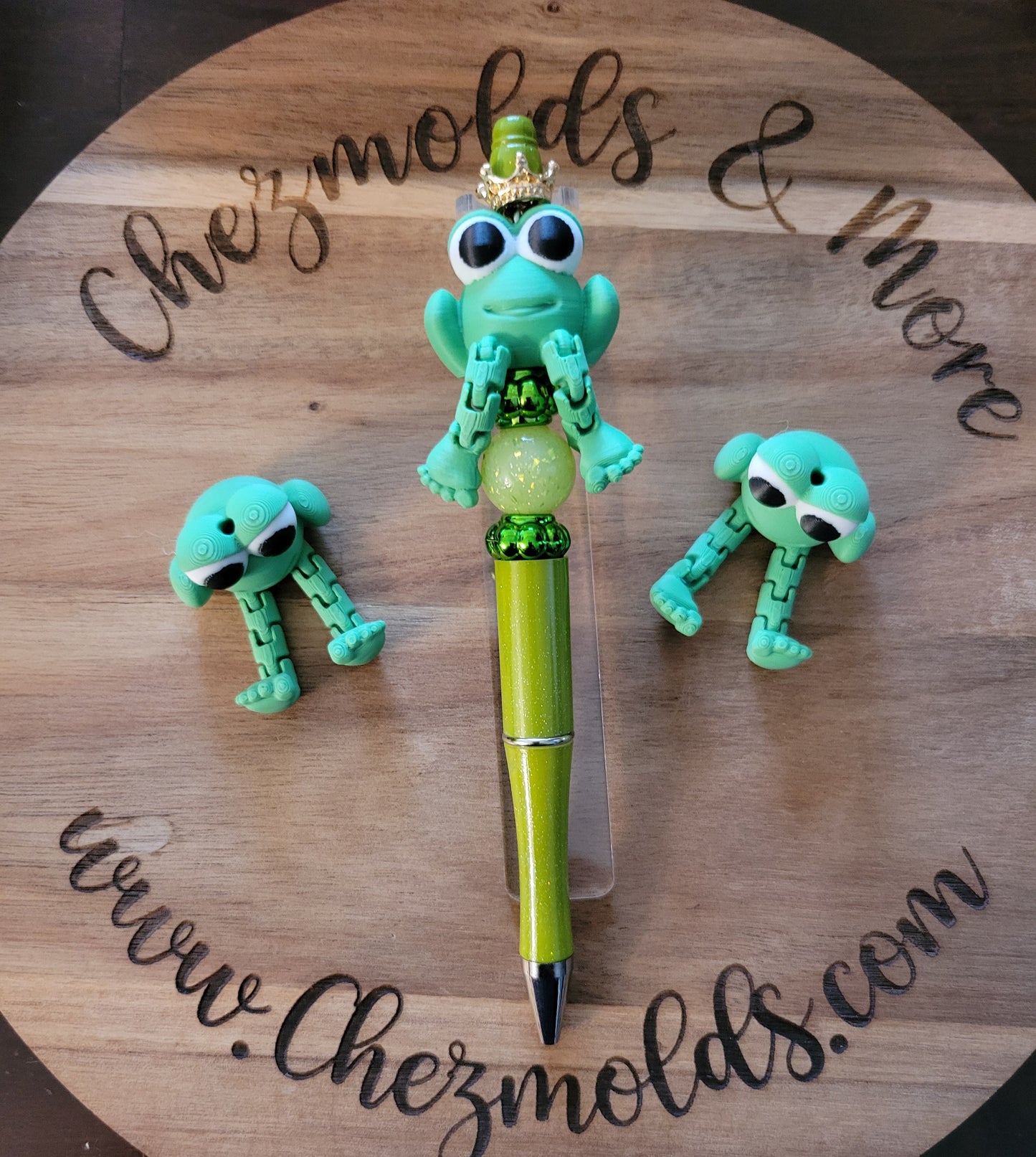 CE 3d printed focal bead-froggie kicker ( flexy feet )