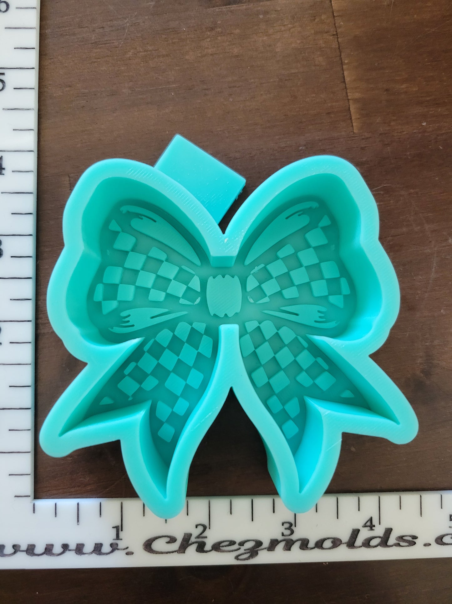 Freshie mold - checkered bow