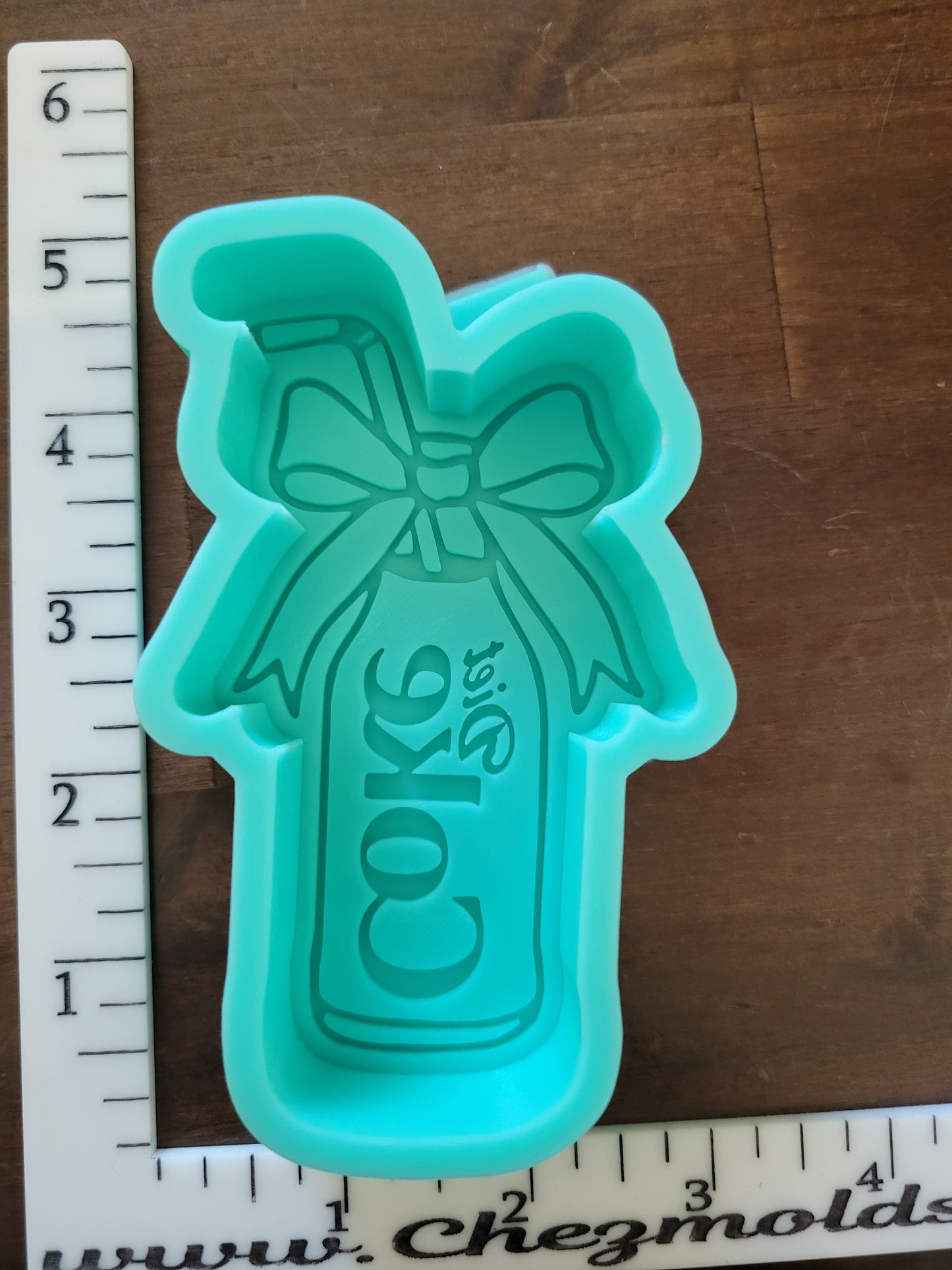 Freshie mold - diet coke with bow