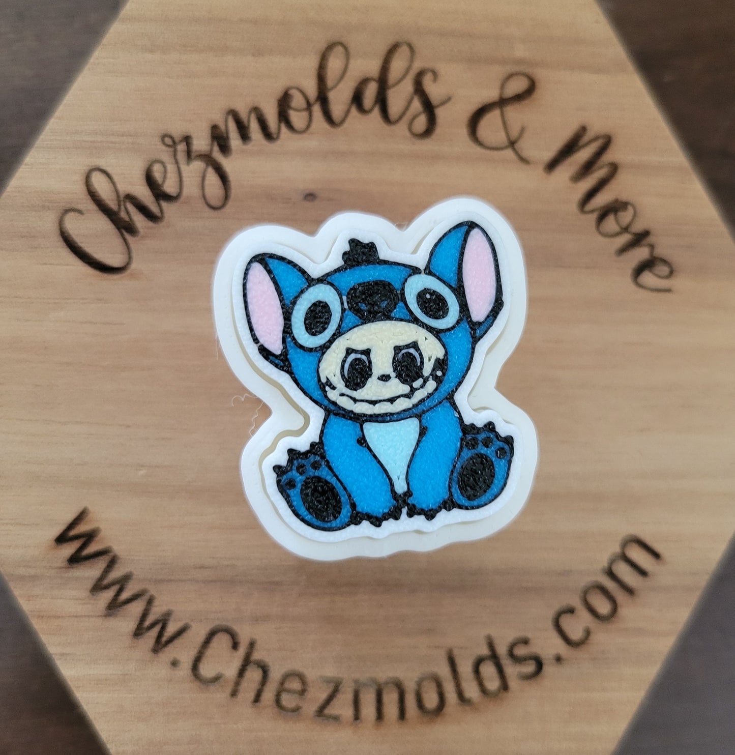 CE 3d printed fidget clicker- with keychain hole -lab blue alien