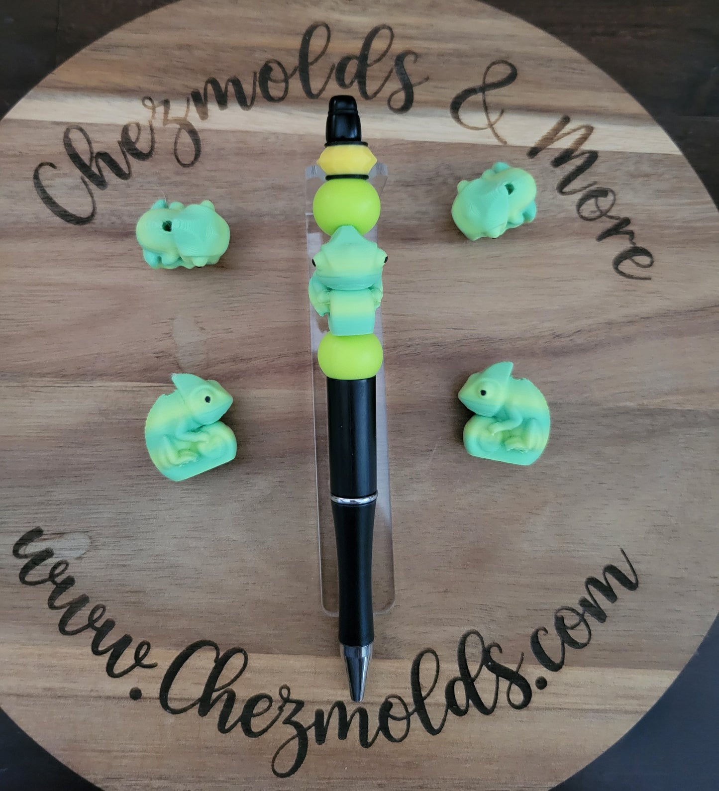 CE 3d printed focal Bead - chameleon