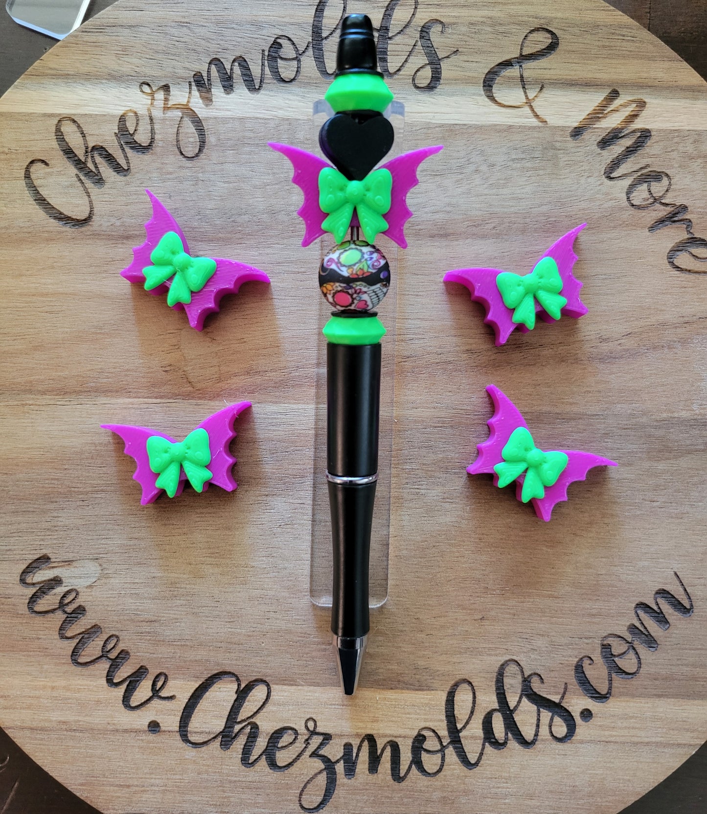 CE 3d printed focal Bead- Bat bow purple/green