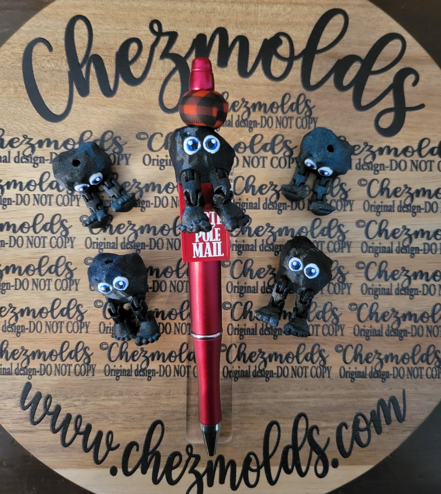 CE 3d printed focal Bead- Cutie Lump o Coal kicker ( flexy feet )