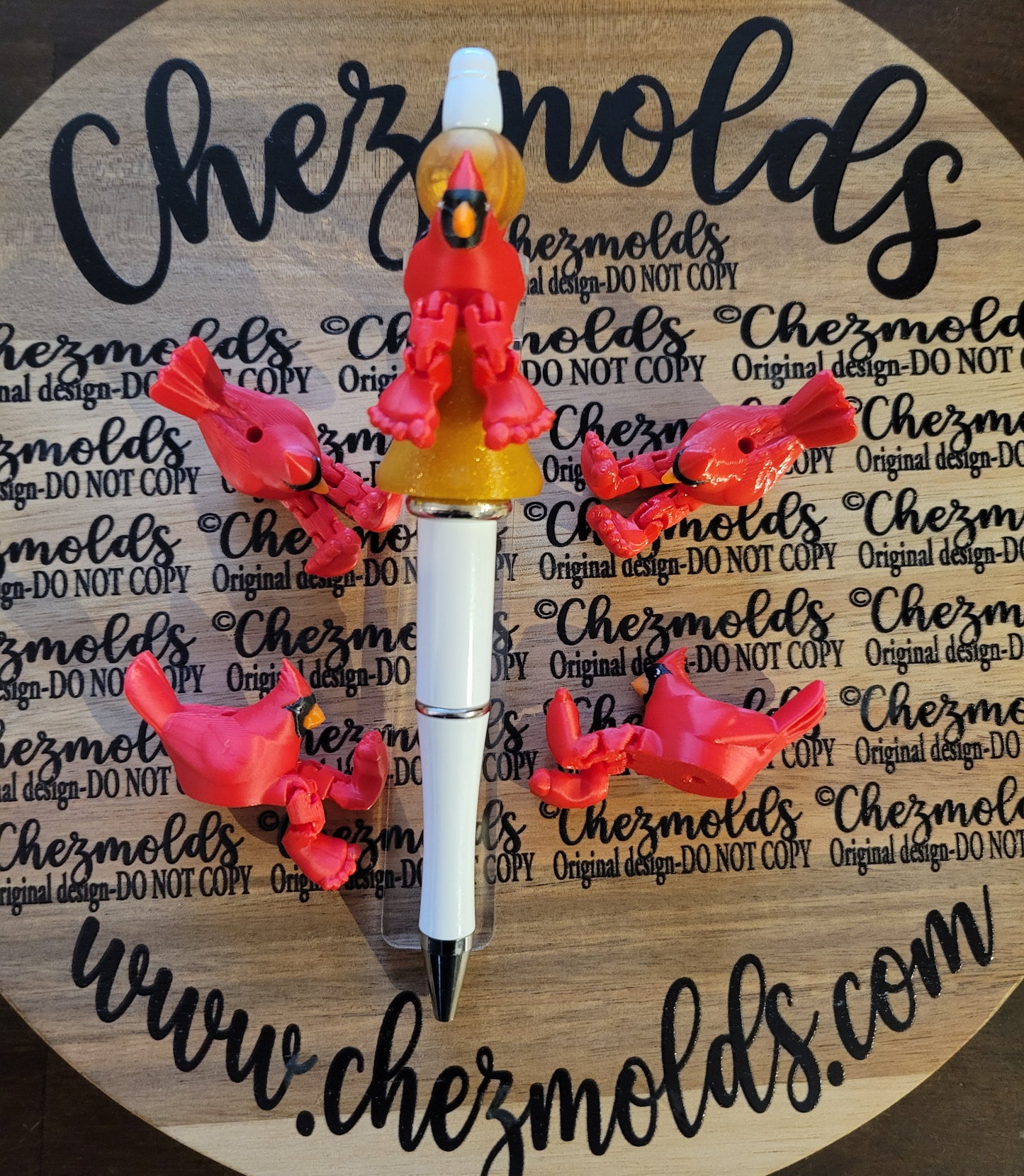 CE 3d printed focal Bead- Cardinal Kicker ( flexy feet )