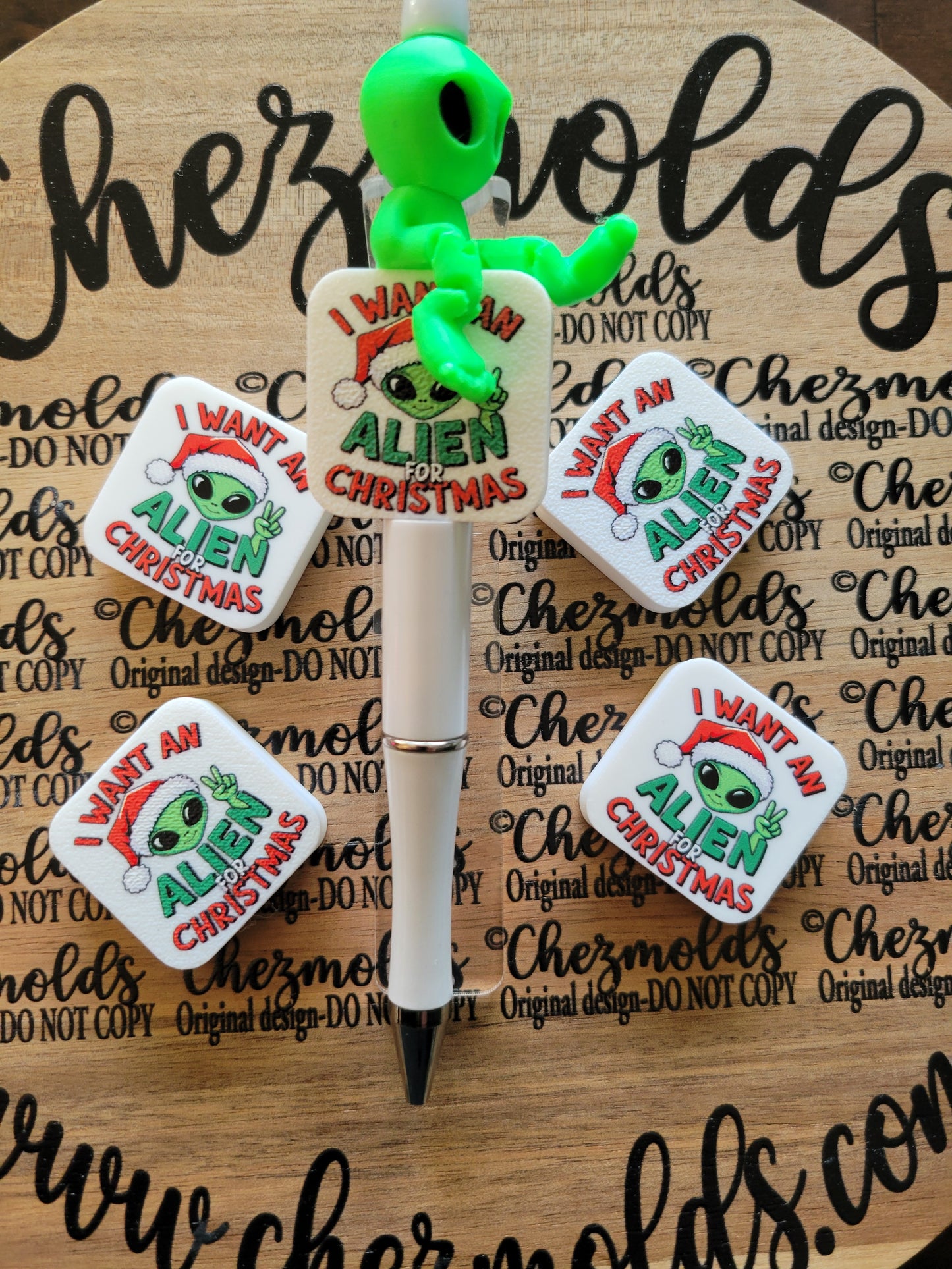 CE 3d printed focal Bead-I want an alien for christmas