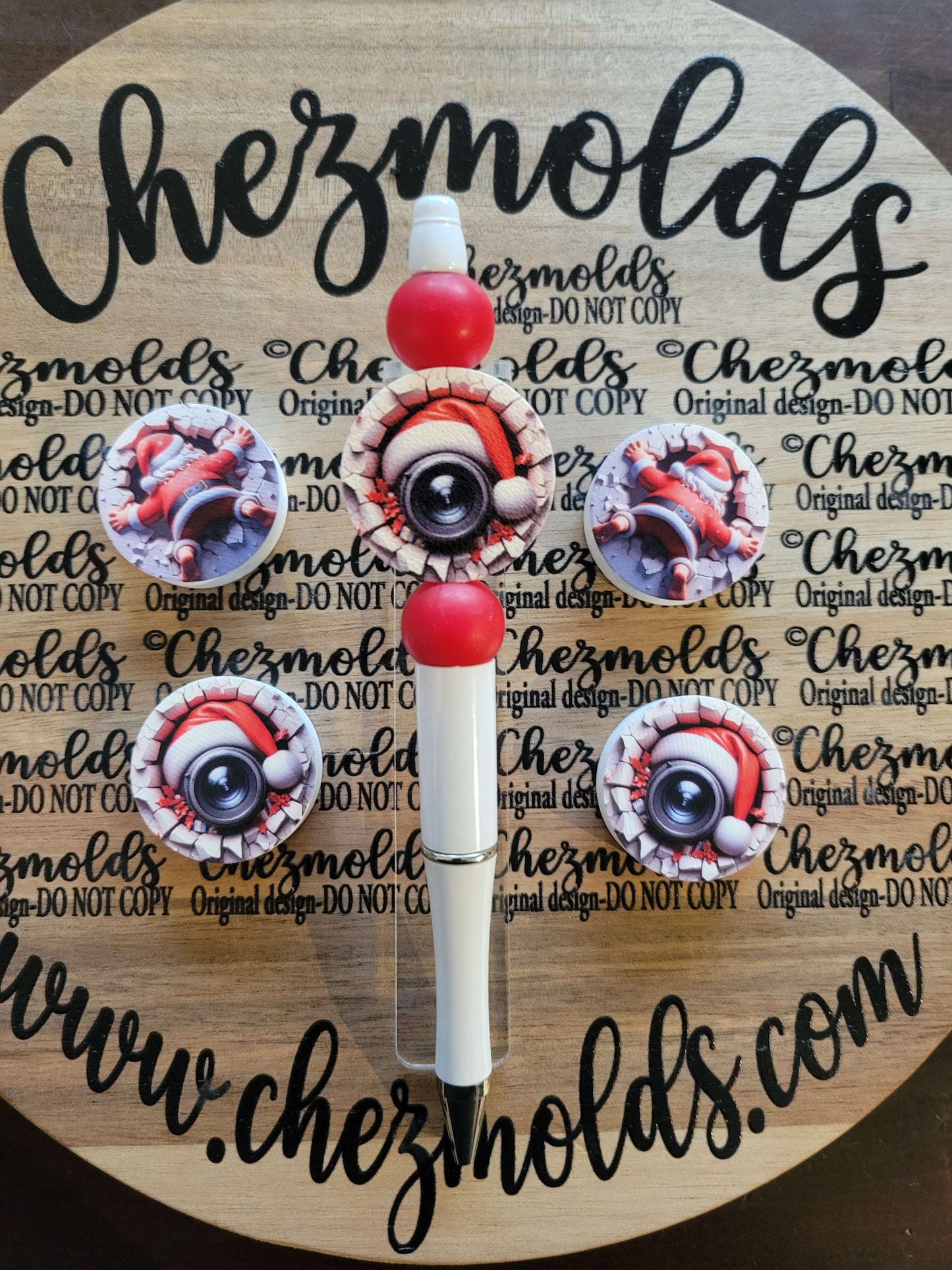 CE 3d printed focal Bead- double sided -santa cam- rump