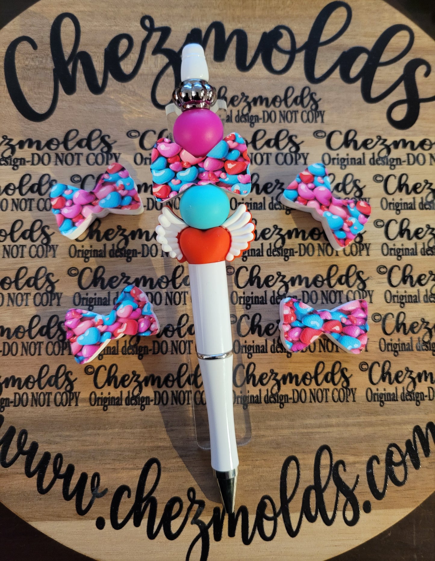 CE 3d printed focal Bead -bow- colored hearts