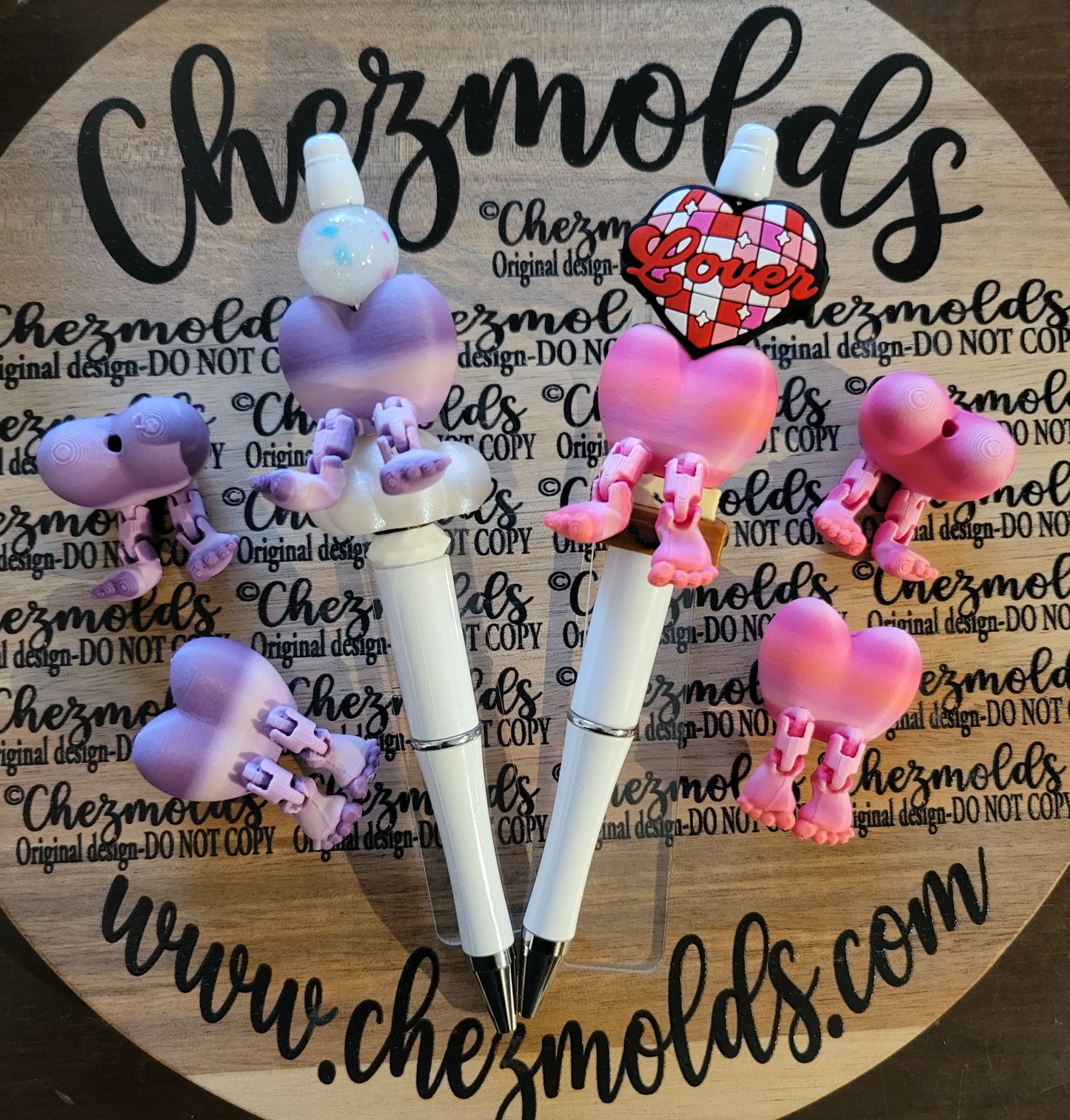 CE 3d printed focal Bead- puffy heart kicker ( flexy feet )