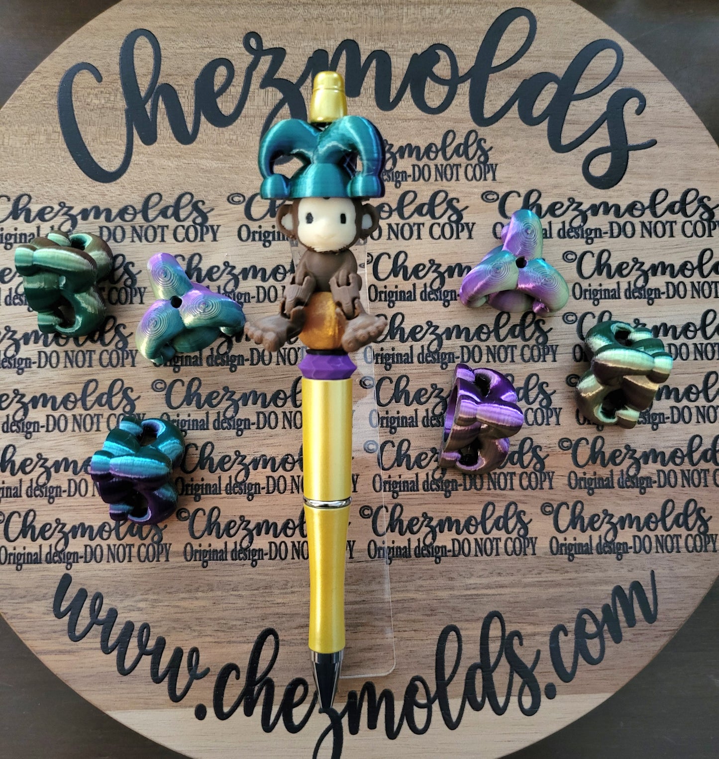 CE 3d printed focal Bead- Mardi hat- curved inside to fit 15mm