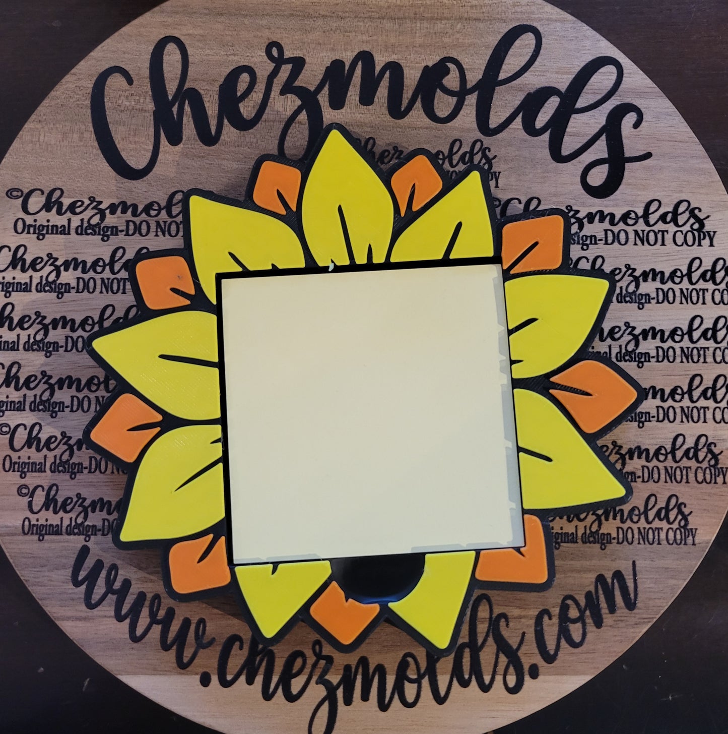 CE 3d printed post it note holder-sunflower