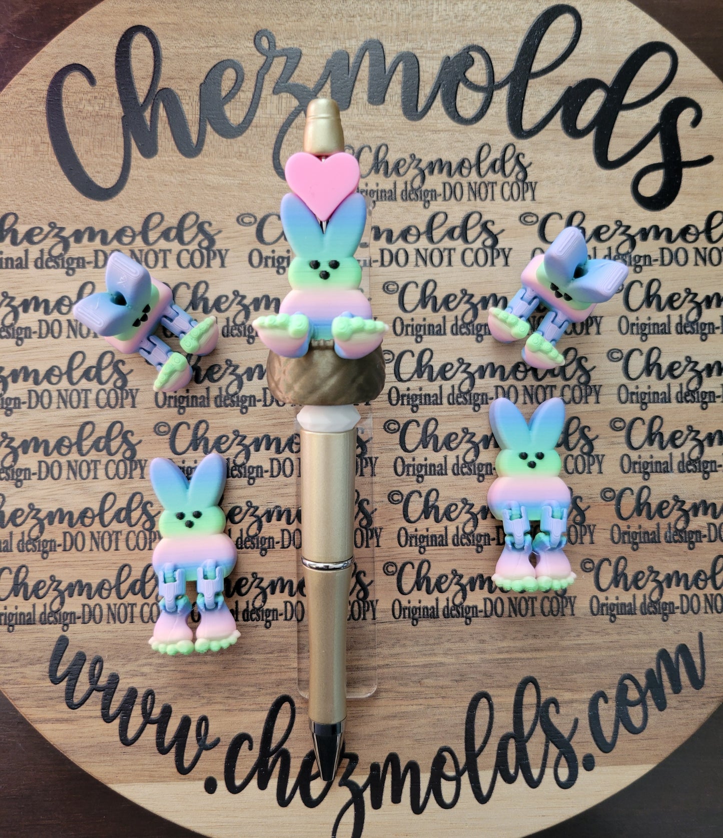 CE 3d printed focal bead- rain-bow peep kicker ( flexy feet )