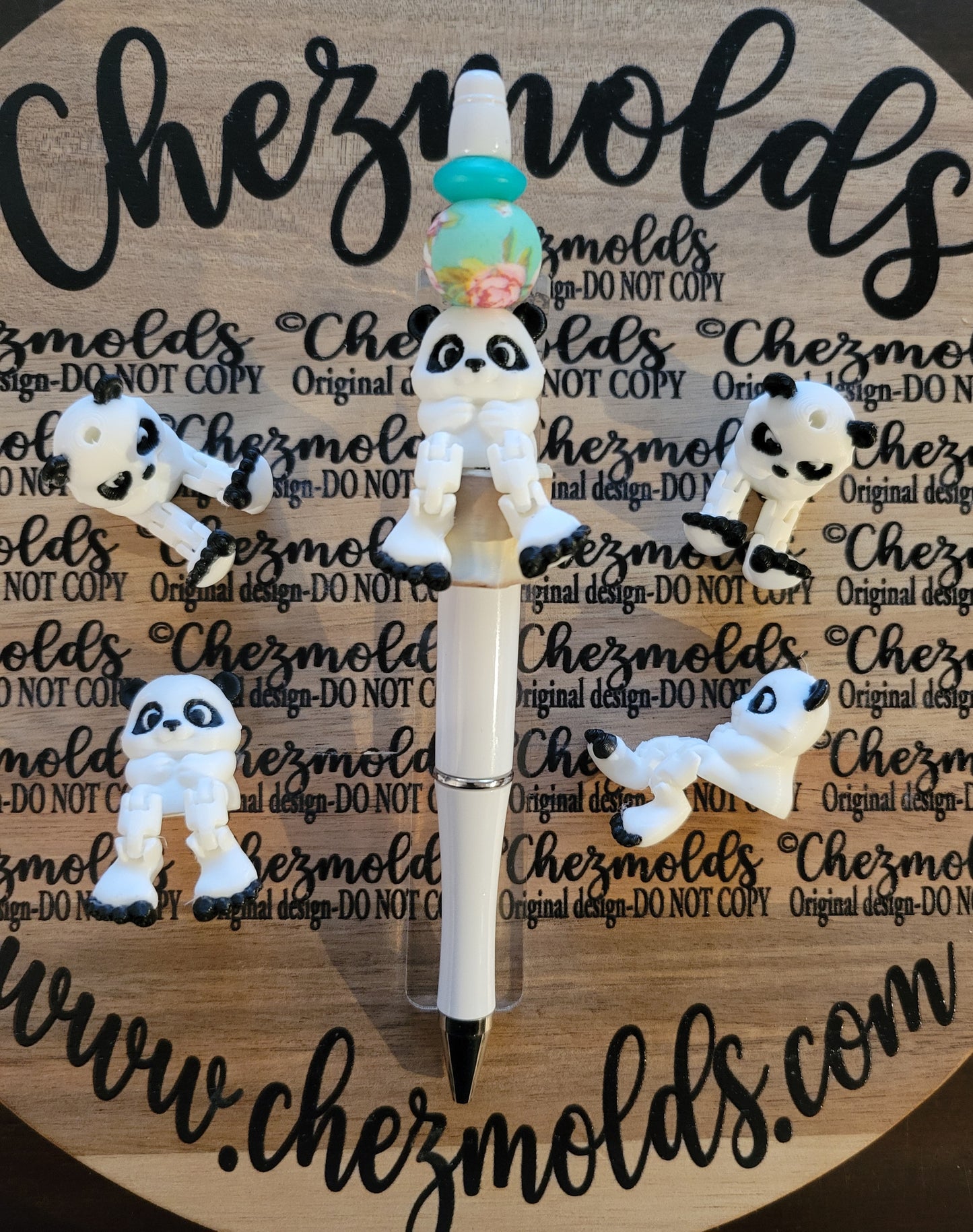 CE 3d printed focal bead-Cutey panda kicker ( flexy feet )