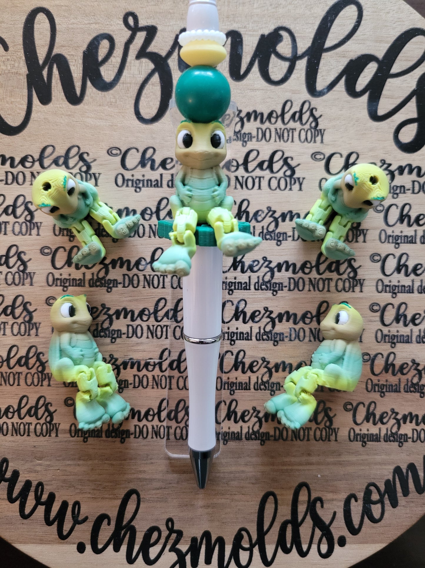 CE 3d printed focal bead- Cutie GrassHoPper kicker ( flexy feet )