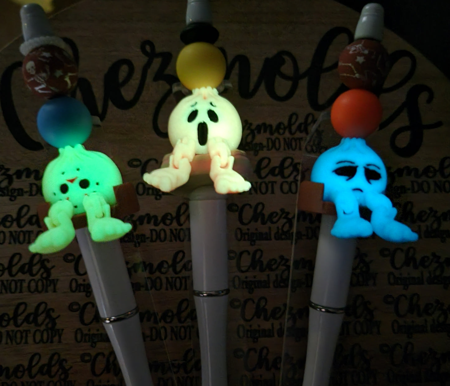 CE 3d printed focal bead- Glow horror dumpling kicker ( flexy feet )