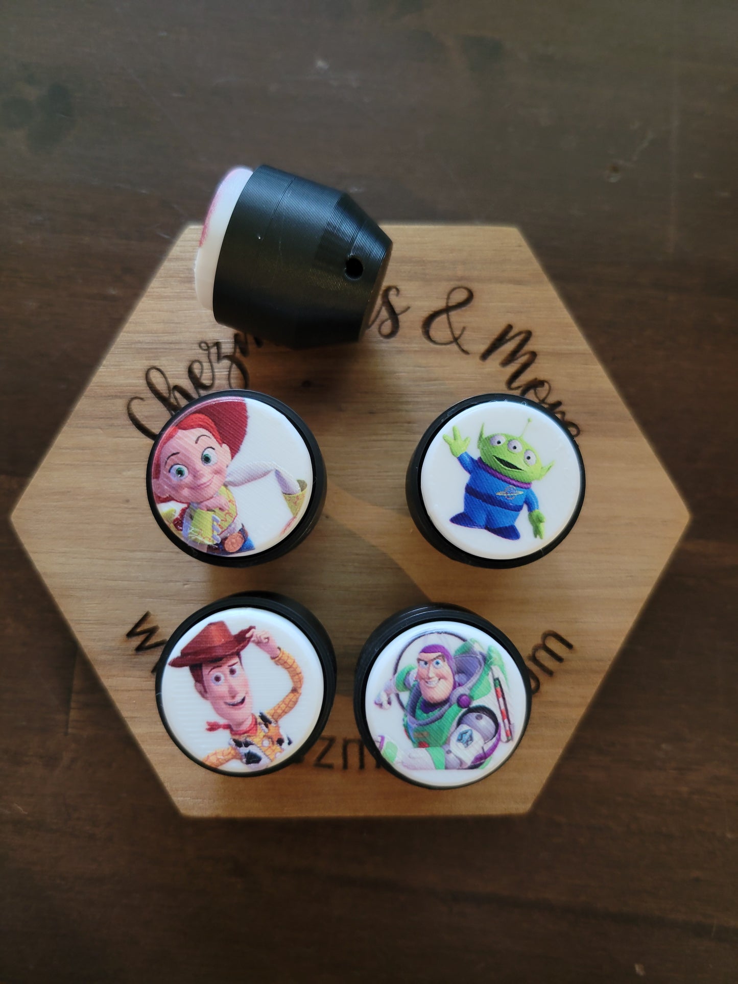 CE 3d printed Clicky button- toys