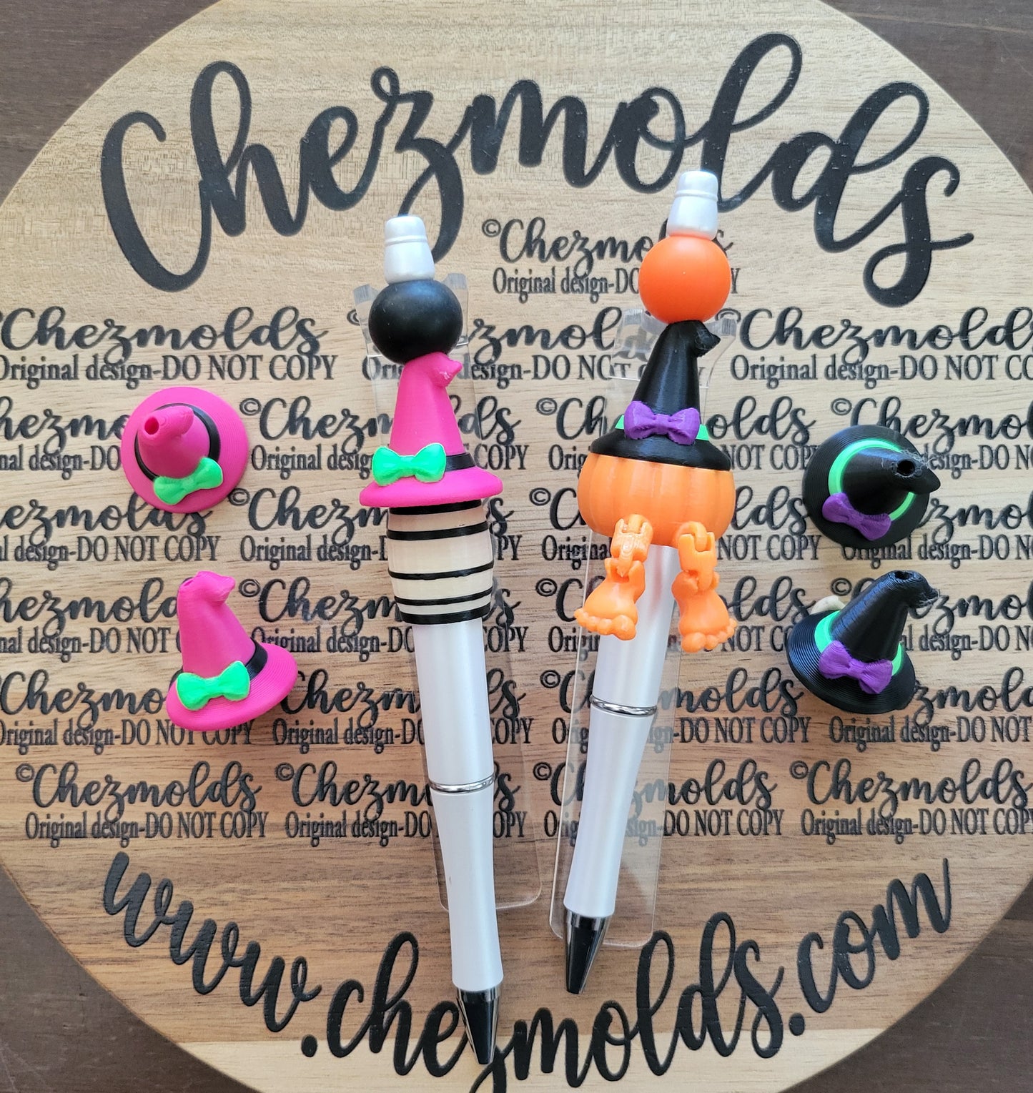 CE 3d printed focal Bead-cutey witches hat with bow