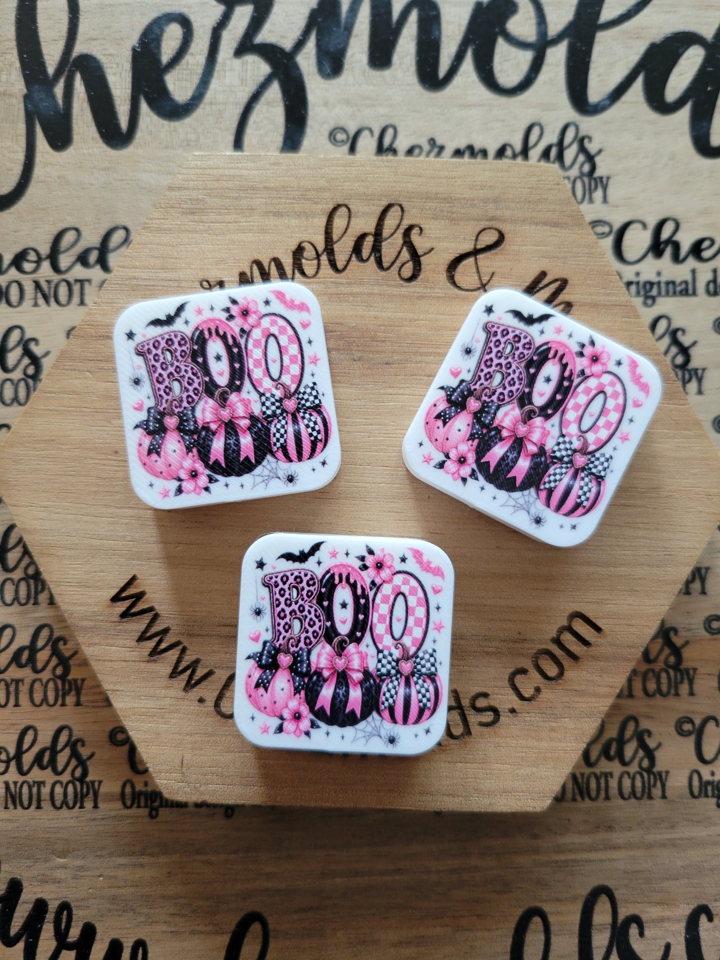 CE 3d printed focal Bead-boo- pink pumpkins
