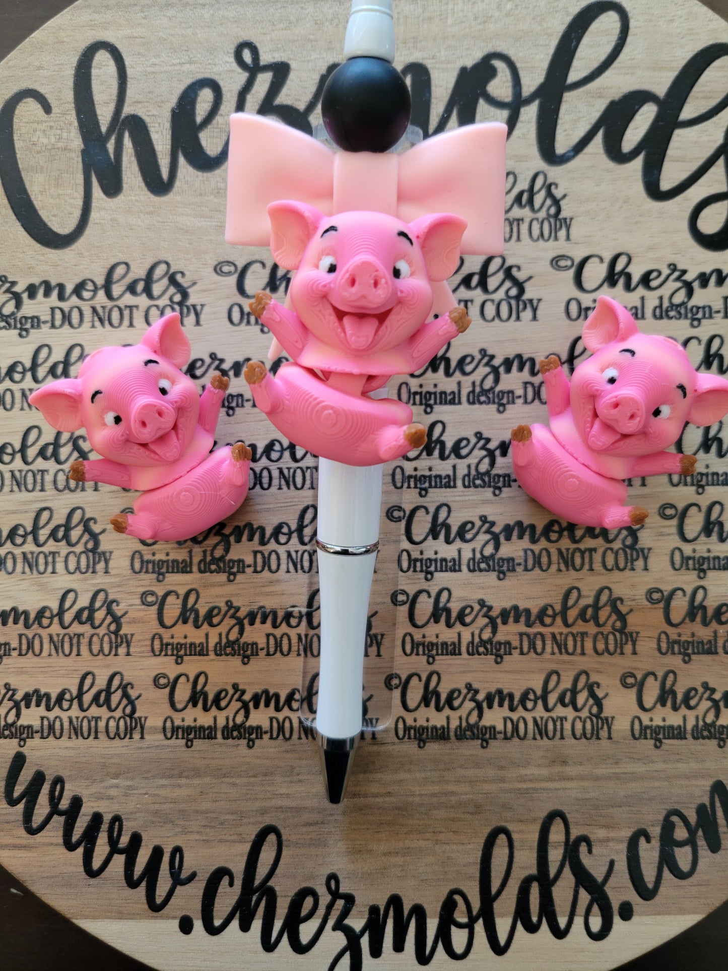 CE 3d printed focal Bead DANGLERZ-Happy piggy
