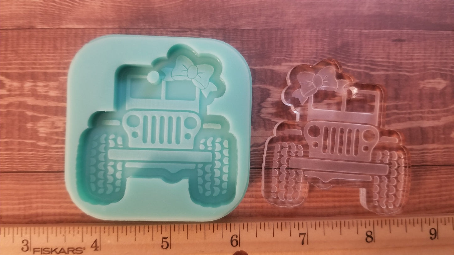 Jeep Inspired- jeep with bow Keychain Mold