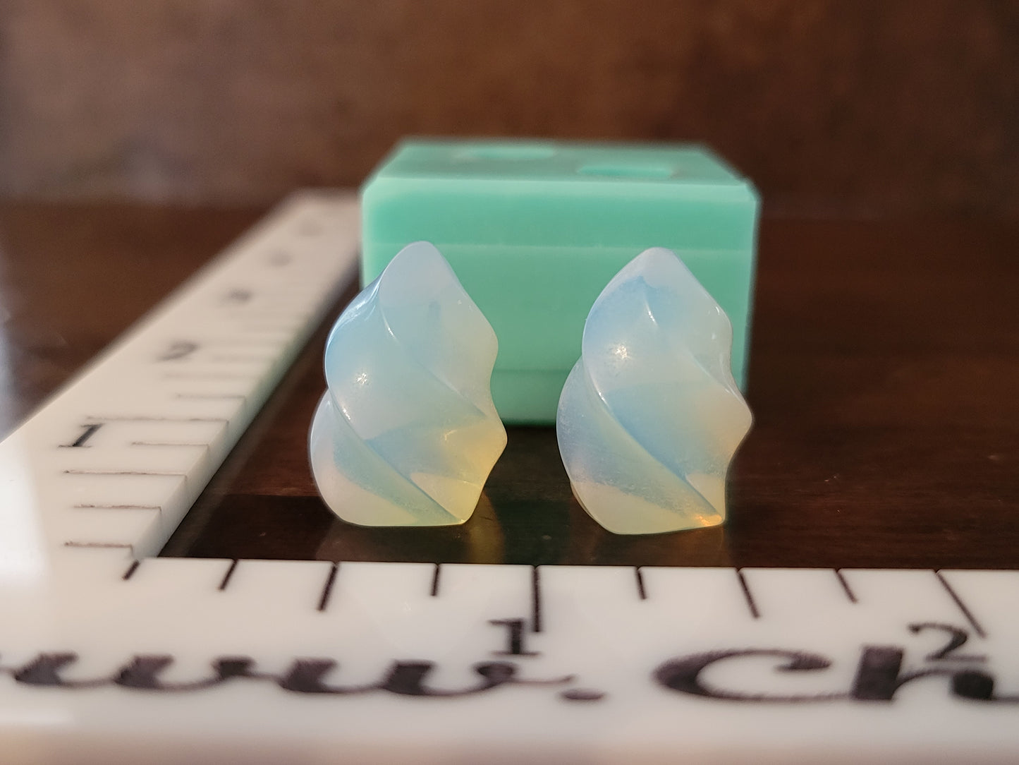 Swirl- mini 3d .75 perfect for dangles