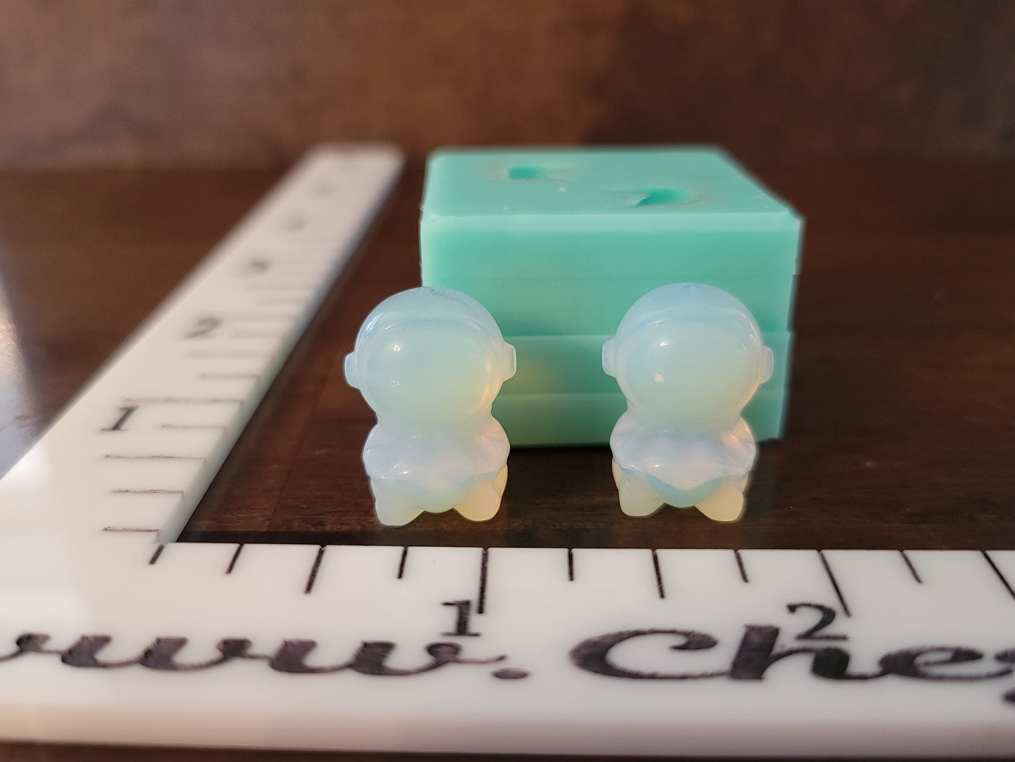 Spaceman- mini 3d .75 perfect for dangles