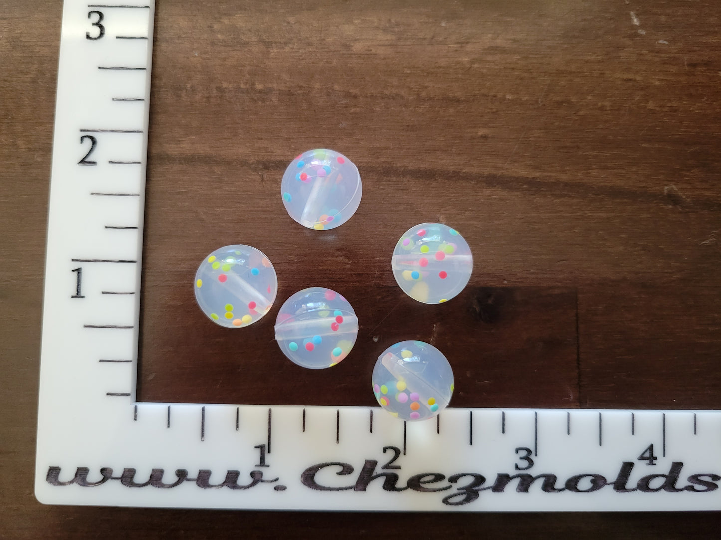 15MM round print-set of 5 - clear confetti