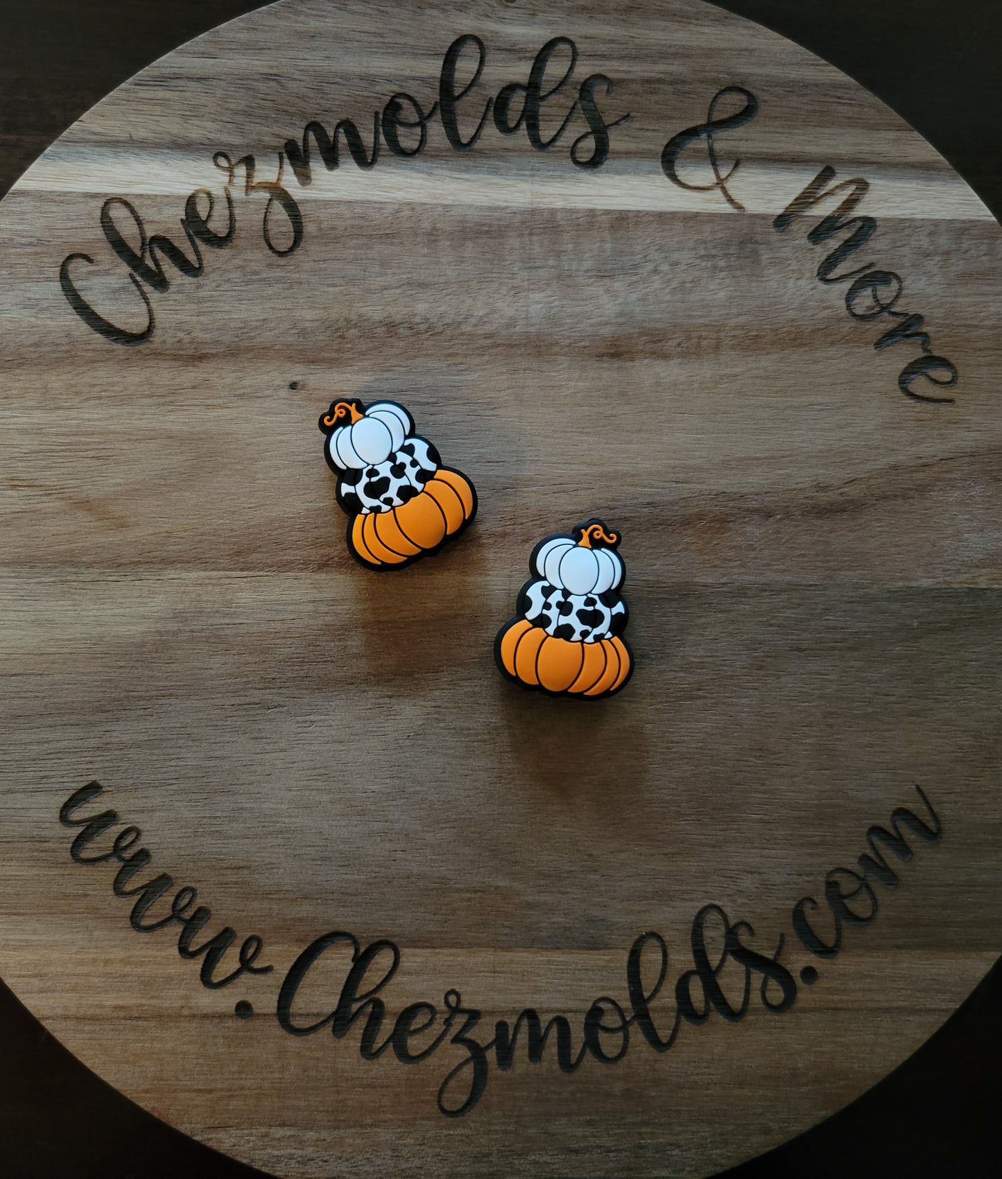 Pumpkin stack- Silicone focal Bead