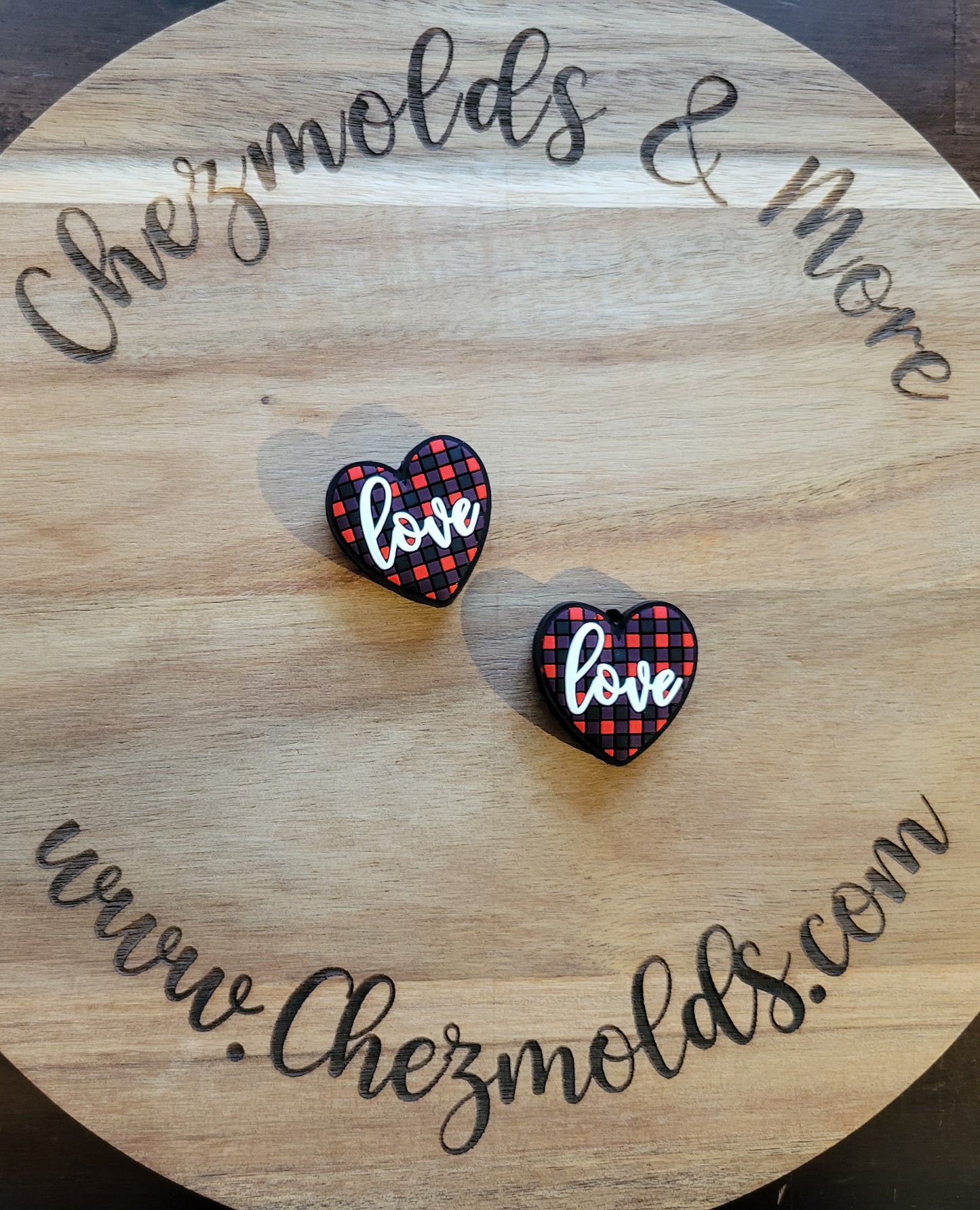 plaid heart love- Silicone focal Bead