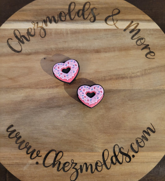 love heart donut-  focal Bead