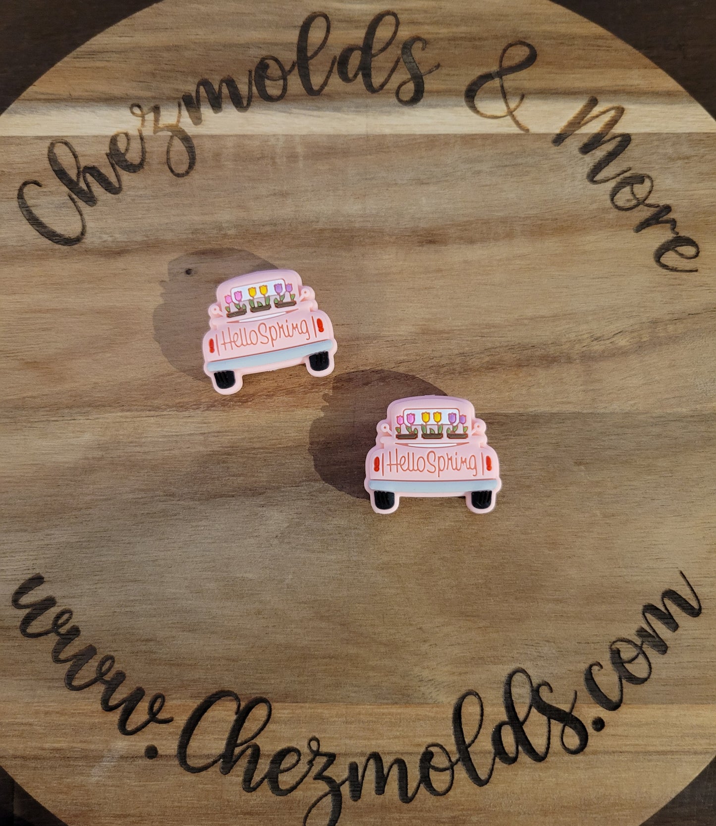 Hello Spring truck- silicone focal Bead