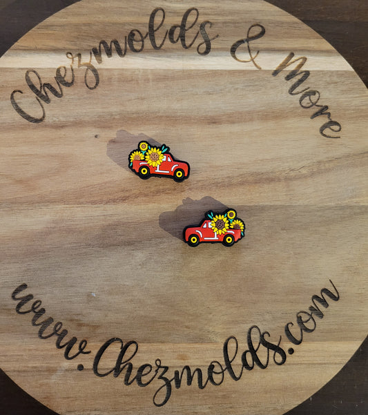 red truck with sunflowers- Silicone focal Bead