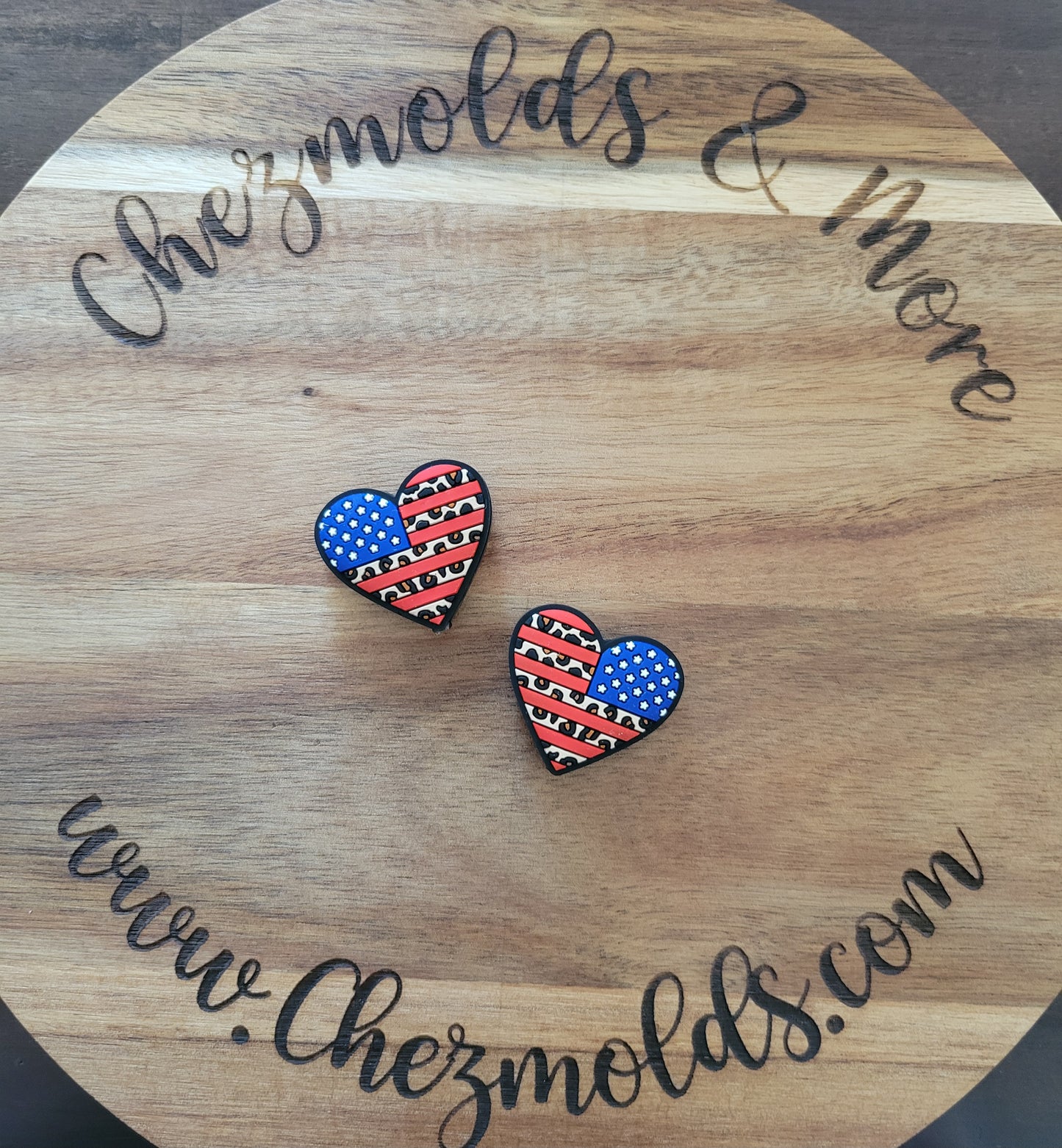 flag heart- Silicone focal Bead