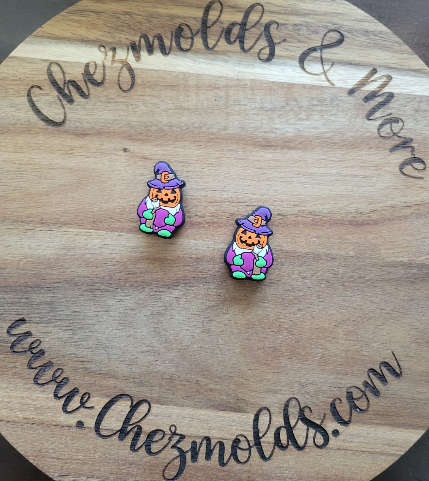 halloween gnomies- Silicone focal Bead