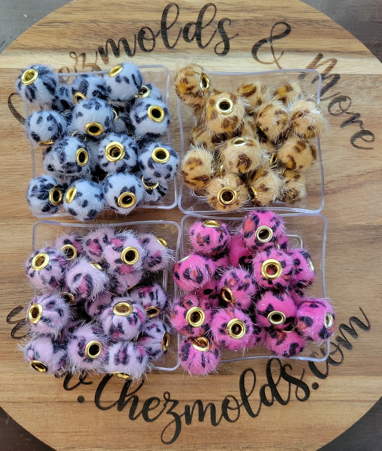 Fuzzy spacers patterned- set of 5