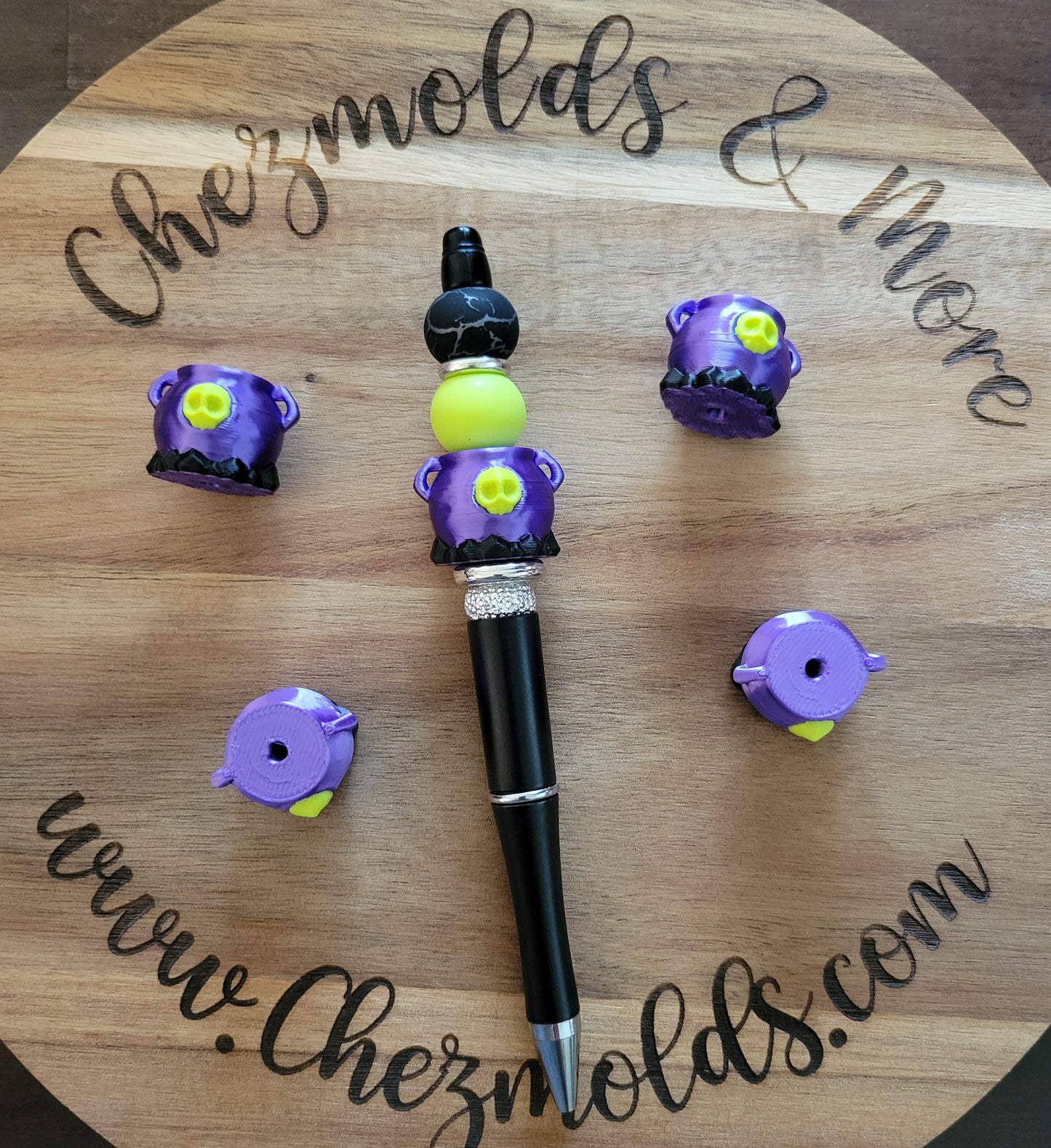 CE 3d printed cauldron-  focal Bead