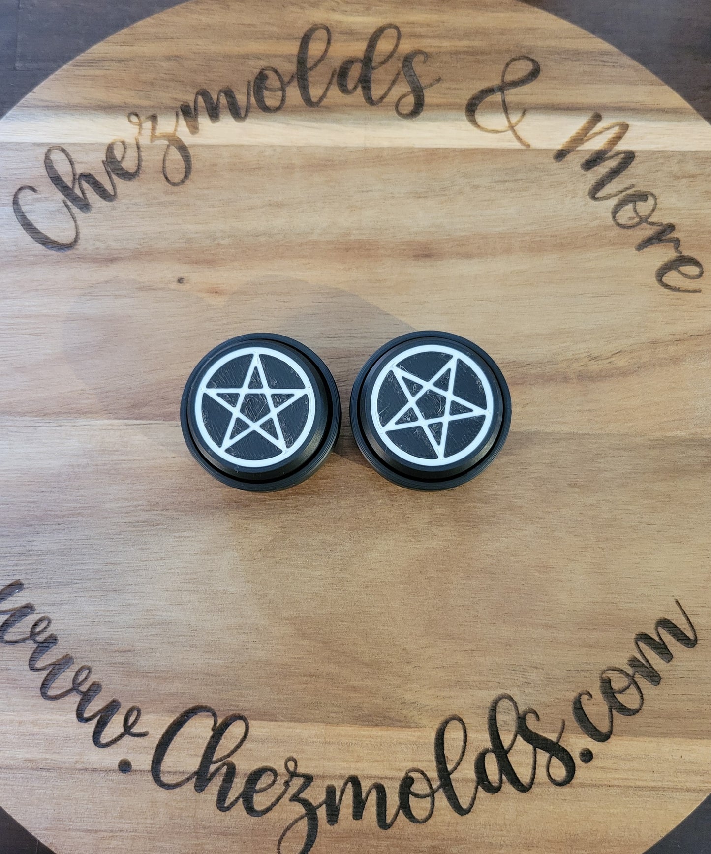 CE 3d printed  fidget clicker- with keychain hole -pentacle