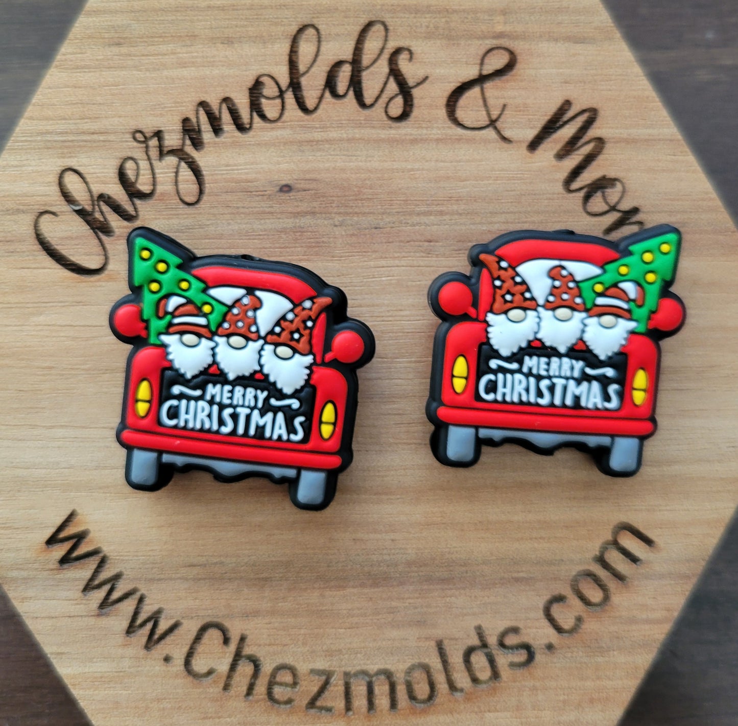 Gnomies in christmas car- Silicone focal Bead