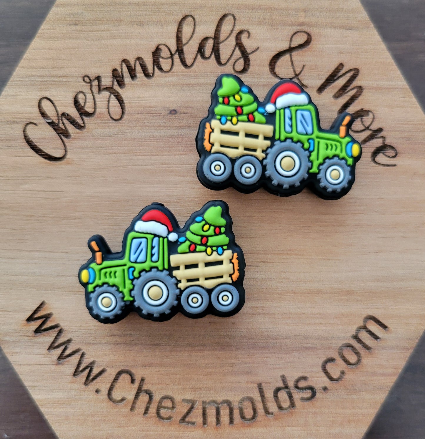 Santa tractor- Silicone focal Bead