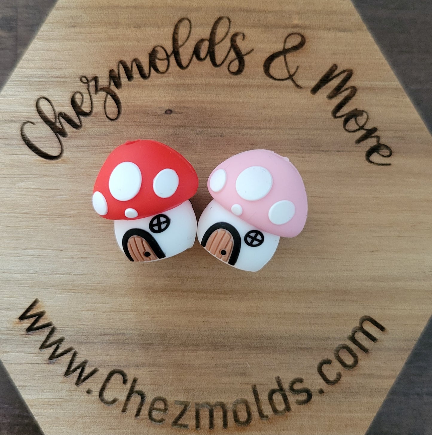 3d mushroom cottage- Silicone focal Bead