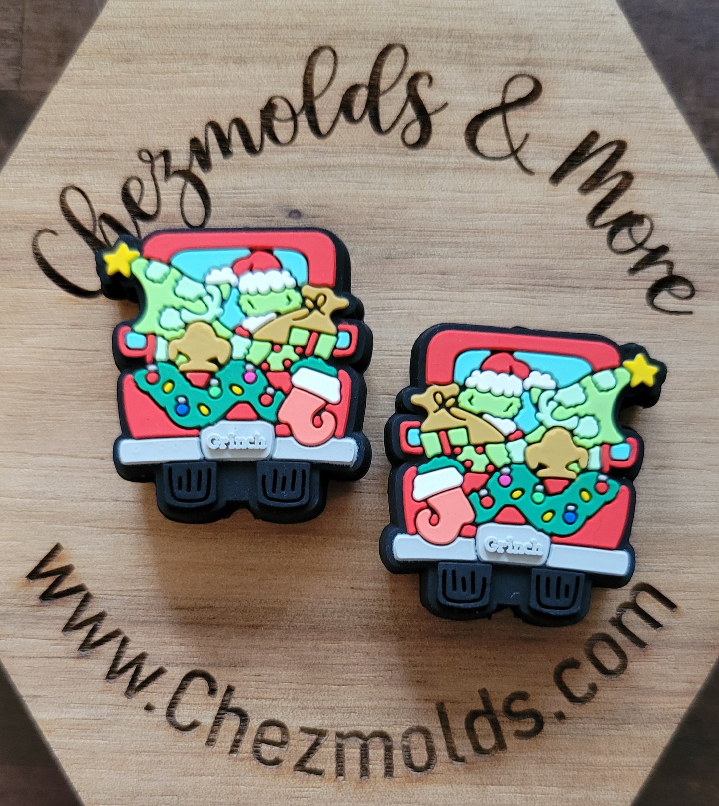 Christmas truck- Silicone focal Bead