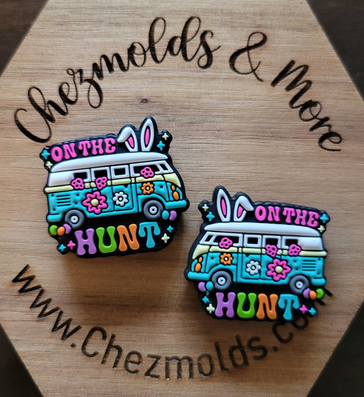 on the hunt bus- Silicone focal Bead