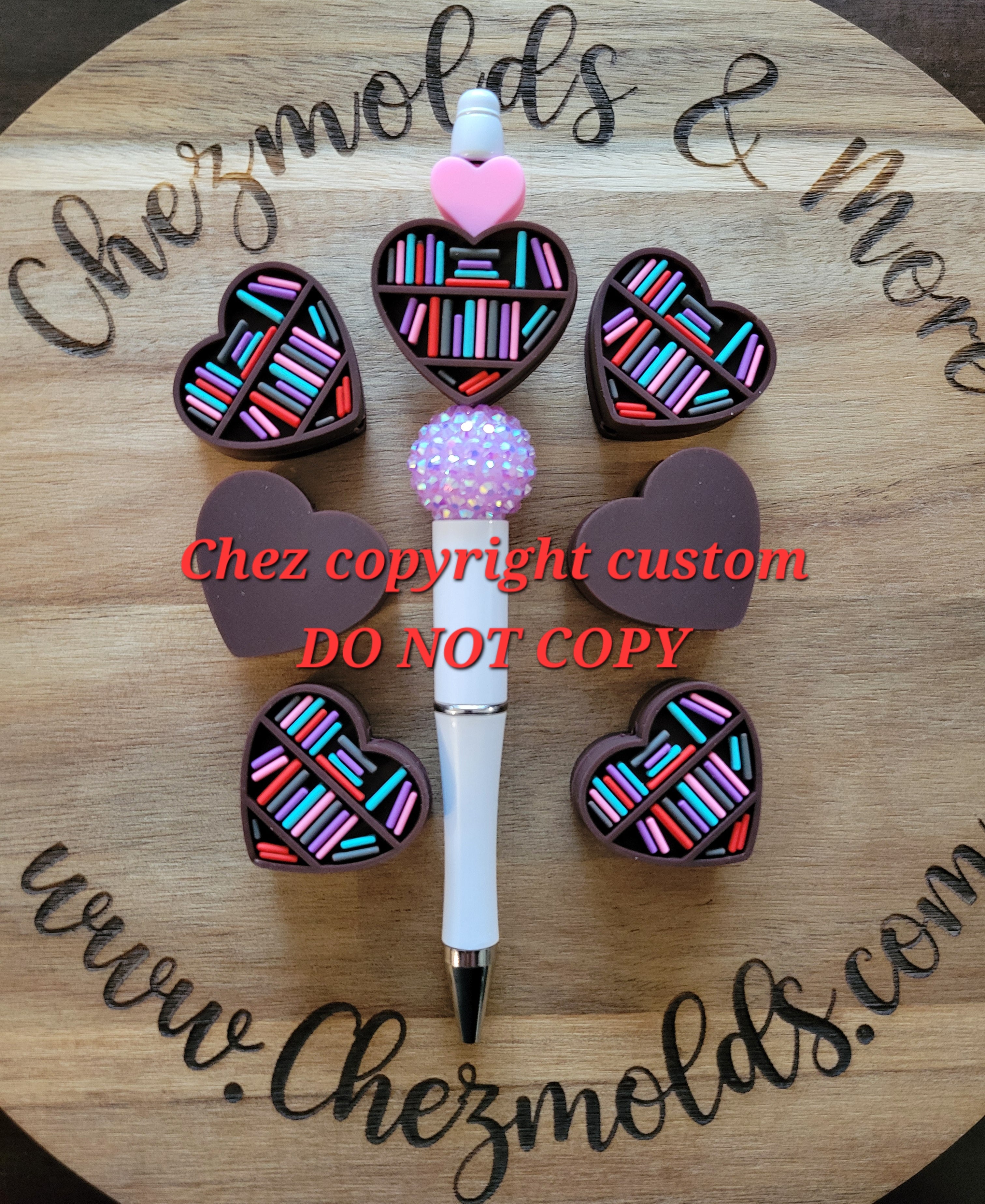 CE original 3D Heart bookshelf- Silicone focal Bead – ChezMolds & More