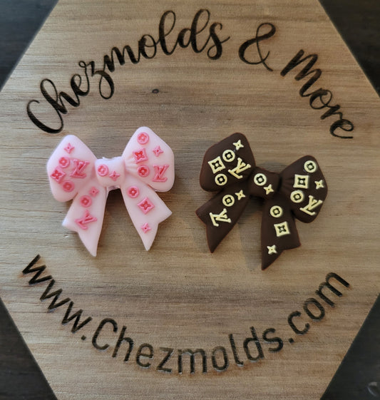 designer bow- silicone focal Bead