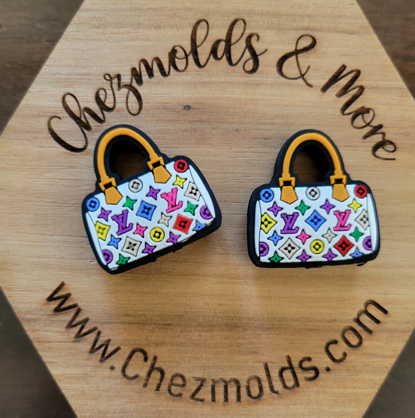 fancy purse- Silicone focal Bead